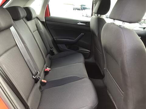 Volkswagen Polo TSI SE - U1739