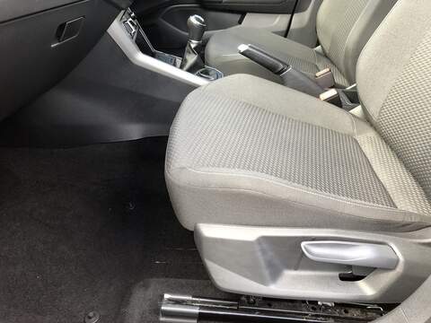 Volkswagen Polo TSI SE - U1739