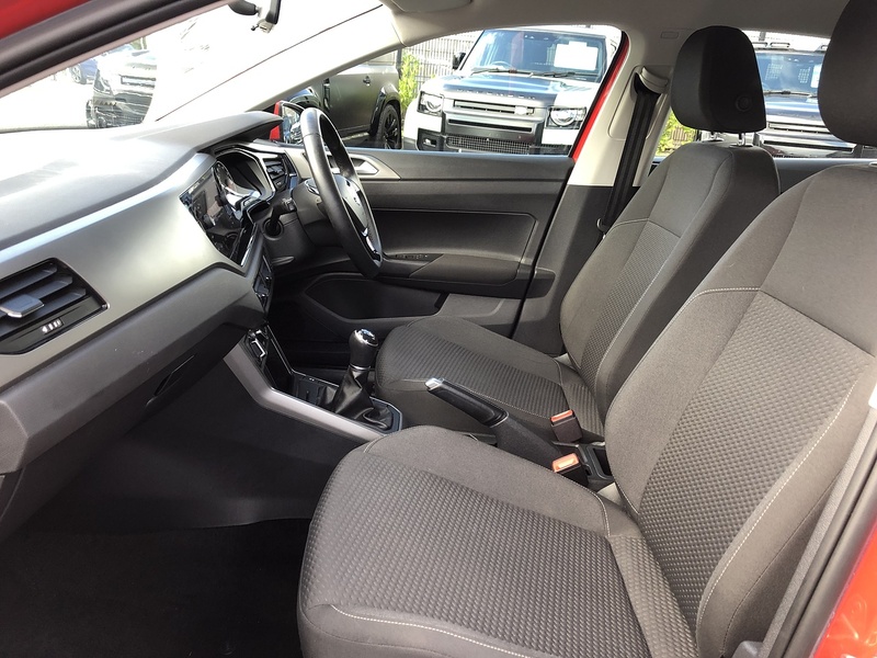 Volkswagen Polo TSI SE - U1739