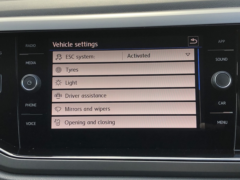 Volkswagen Polo TSI SE - U1739