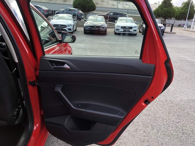 Volkswagen Polo TSI SE - U1739