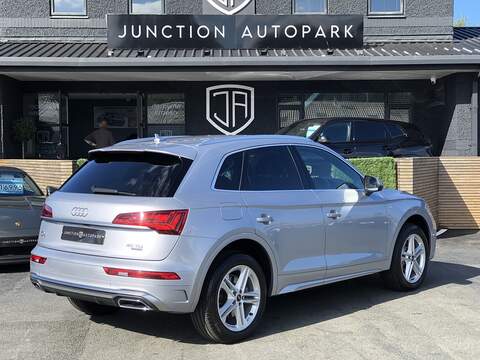 Audi Q5 TDI S line - U1752