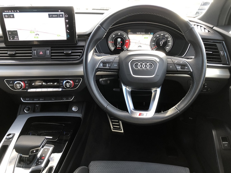 Audi Q5 TDI S line - U1752