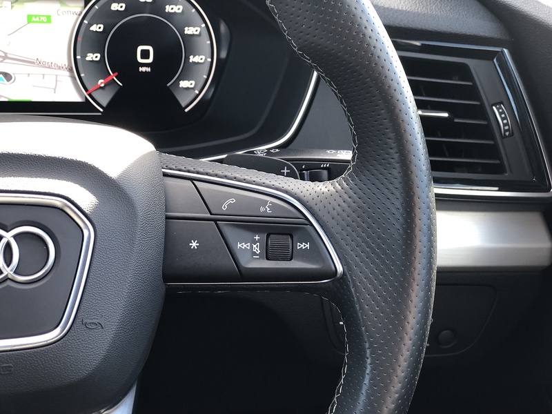 Audi Q5 TDI S line - U1752