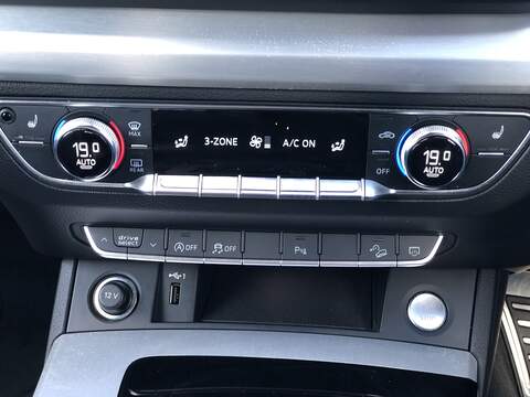 Audi Q5 TDI S line - U1752