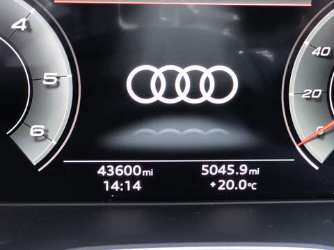 Audi Q5 TDI S line - U1752