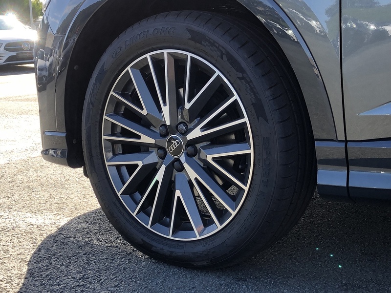 Audi Q3 TFSI CoD S line - U1754