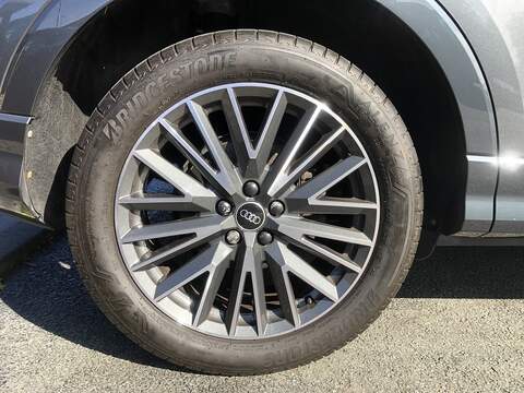 Audi Q3 TFSI CoD S line - U1754