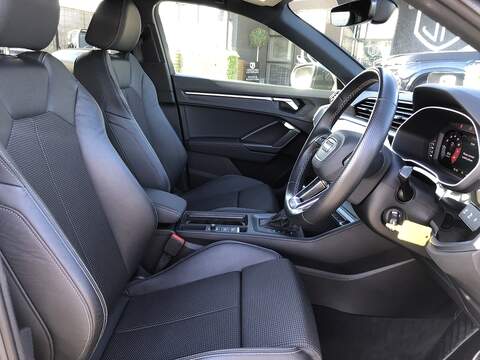 Audi Q3 TFSI CoD S line - U1754