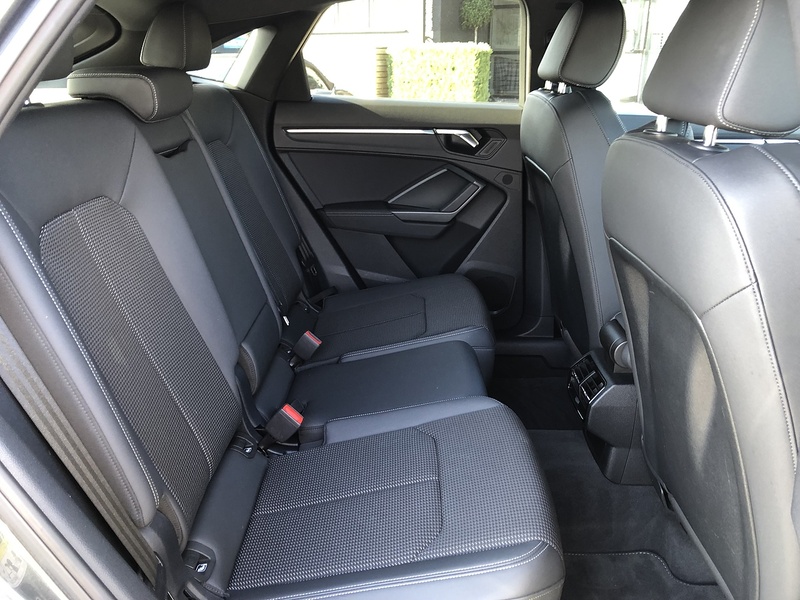 Audi Q3 TFSI CoD S line - U1754