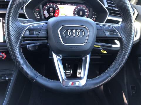 Audi Q3 TFSI CoD S line - U1754