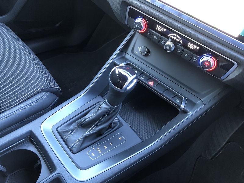 Audi Q3 TFSI CoD S line - U1754