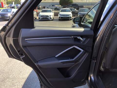 Audi Q3 TFSI CoD S line - U1754