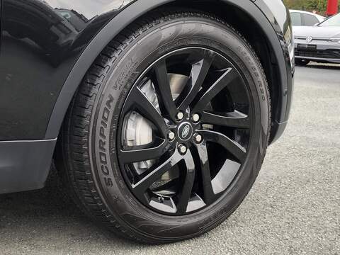 Land Rover Discovery SD V6 SE - U1755