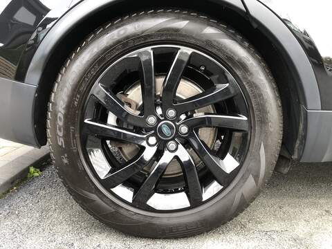 Land Rover Discovery SD V6 SE - U1755