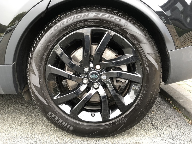 Land Rover Discovery SD V6 SE - U1755