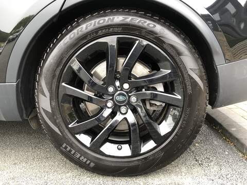 Land Rover Discovery SD V6 SE - U1755