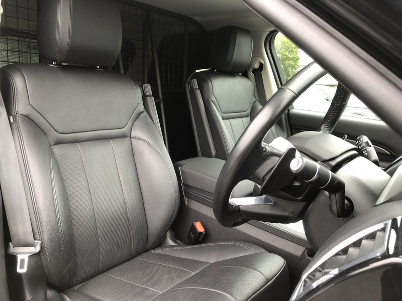 Land Rover Discovery SD V6 SE - U1755