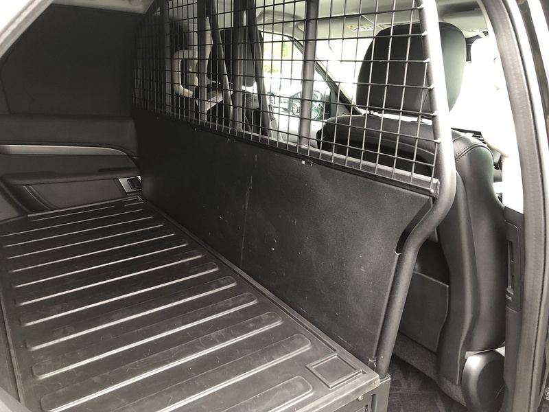 Land Rover Discovery SD V6 SE - U1755