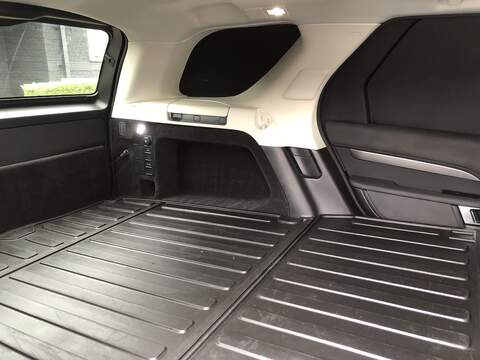 Land Rover Discovery SD V6 SE - U1755