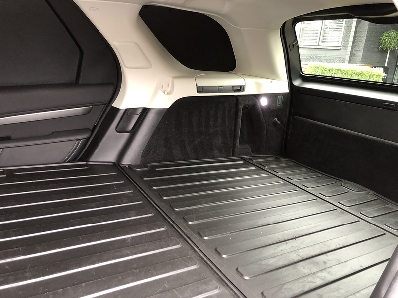 Land Rover Discovery SD V6 SE - U1755