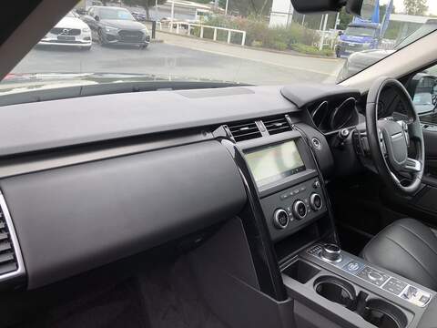 Land Rover Discovery SD V6 SE - U1755