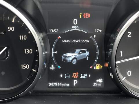 Land Rover Discovery SD V6 SE - U1755