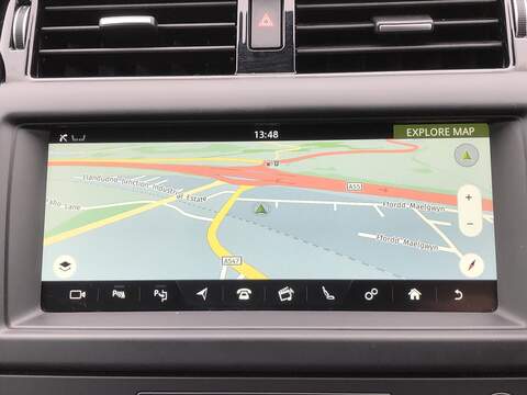 Land Rover Discovery SD V6 SE - U1755