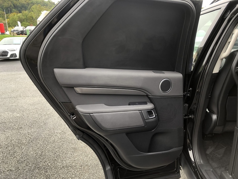 Land Rover Discovery SD V6 SE - U1755