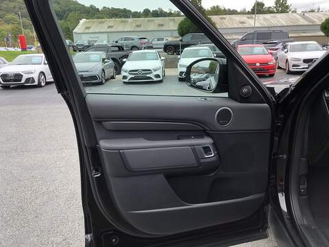 Land Rover Discovery SD V6 SE - U1755