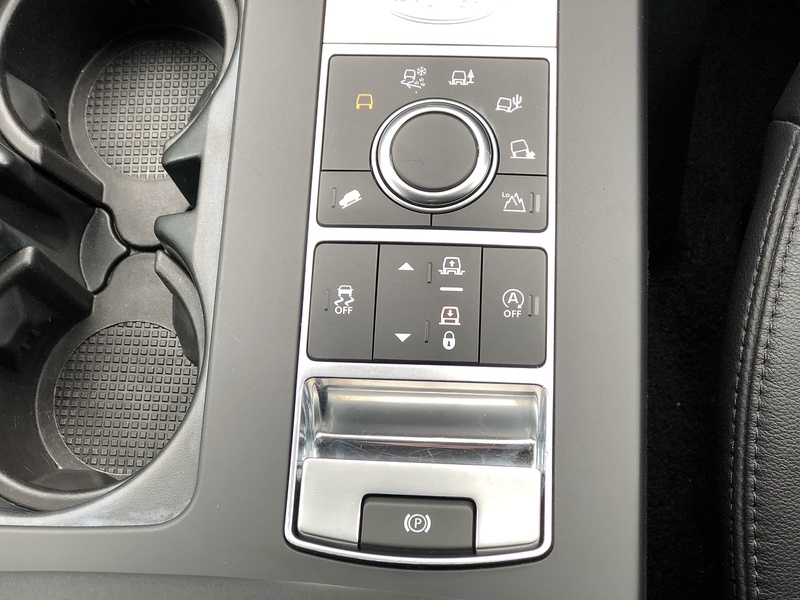 Land Rover Discovery SD V6 SE - U1755