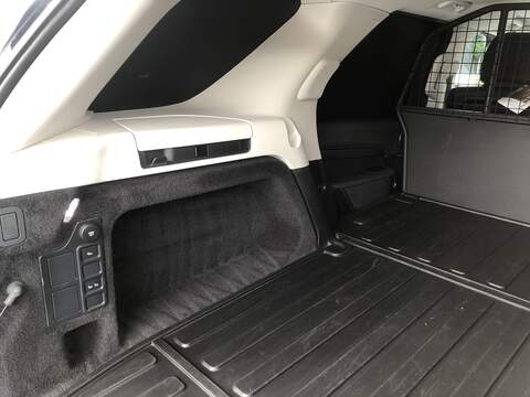 Land Rover Discovery SD V6 SE - U1755