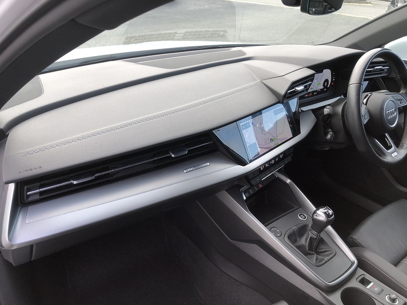 Audi A3 TFSI S line - U1760