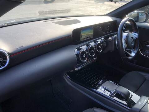 Mercedes-Benz A Class A220 AMG Line - U1762