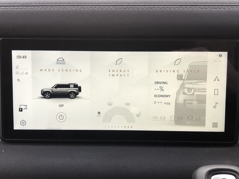 Land Rover Defender 110 D250 MHEV - U1766