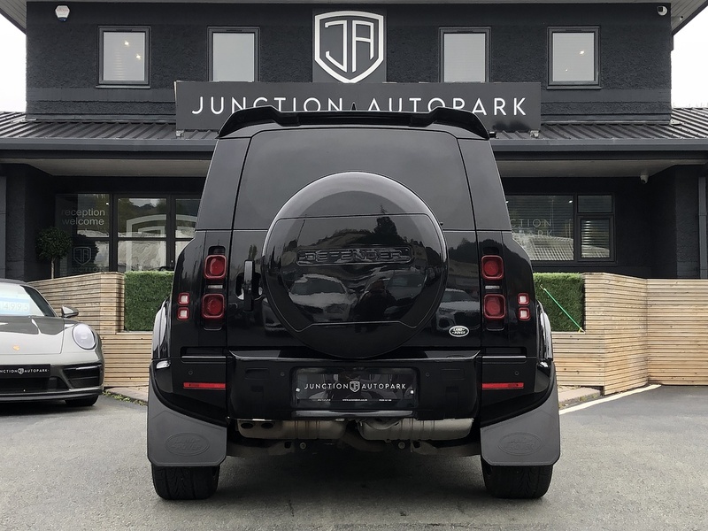 Land Rover Defender 110 D250 MHEV - U1766