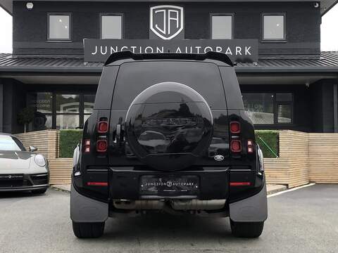 Land Rover Defender 110 D250 MHEV - U1766