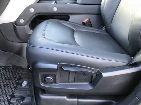 Land Rover Defender 110 D250 MHEV - U1766