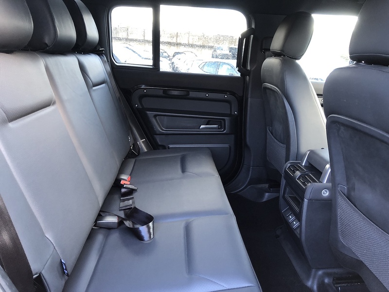 Land Rover Defender 110 D250 MHEV - U1766