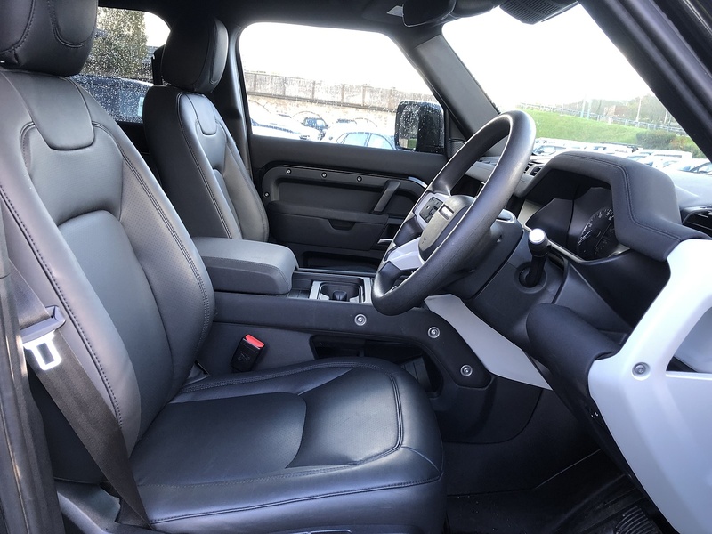 Land Rover Defender 110 D250 MHEV - U1766