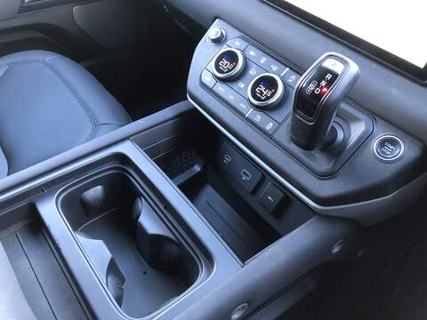 Land Rover Defender 110 D250 MHEV - U1766