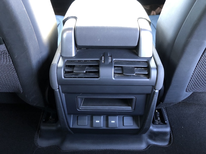 Land Rover Defender 110 D250 MHEV - U1766