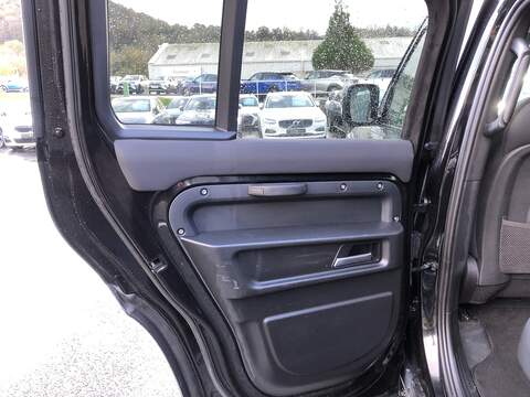 Land Rover Defender 110 D250 MHEV - U1766