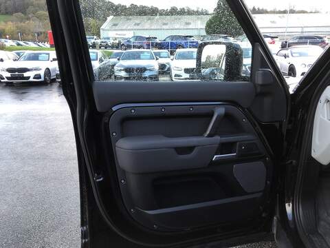 Land Rover Defender 110 D250 MHEV - U1766