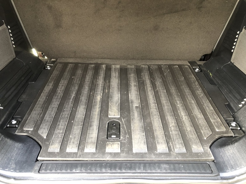 Land Rover Defender 110 D250 MHEV - U1766