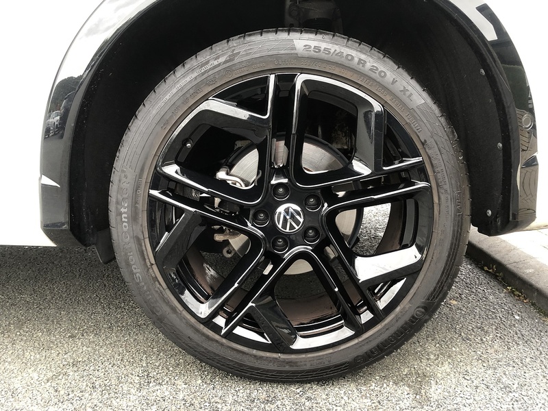 Volkswagen Tiguan TDI R-Line - U1767