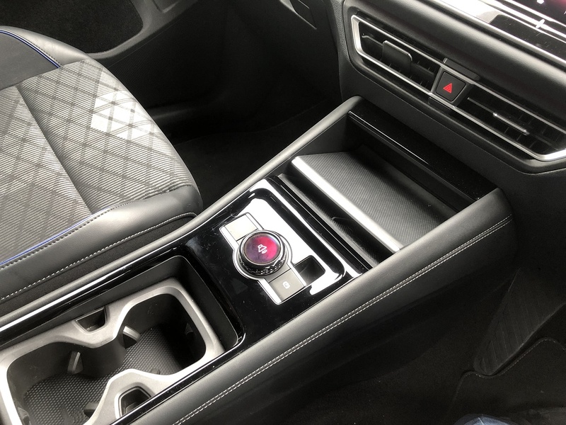 Volkswagen Tiguan TDI R-Line - U1767