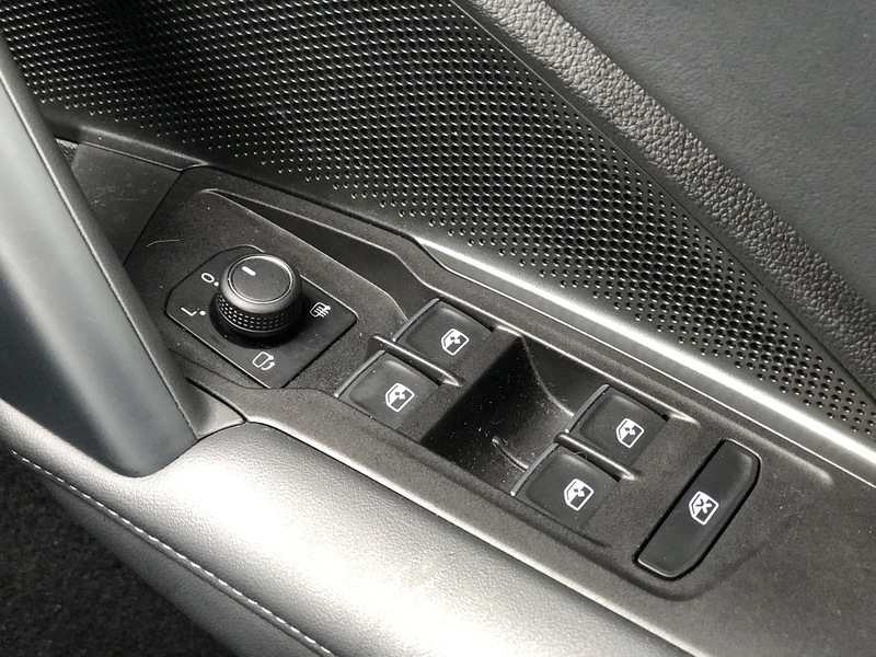 Volkswagen Tiguan TDI R-Line - U1767