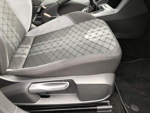 Volkswagen Polo TSI R-Line - U1770