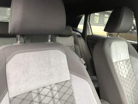 Volkswagen Polo TSI R-Line - U1770